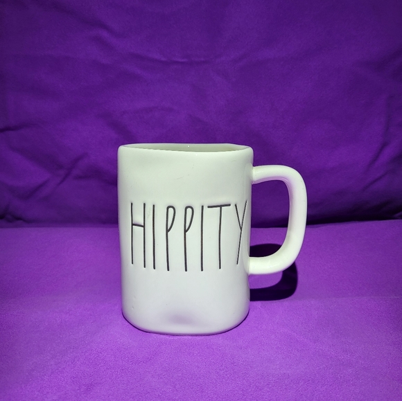 Rae Dunn Hippity Mug - Picture 1 of 2